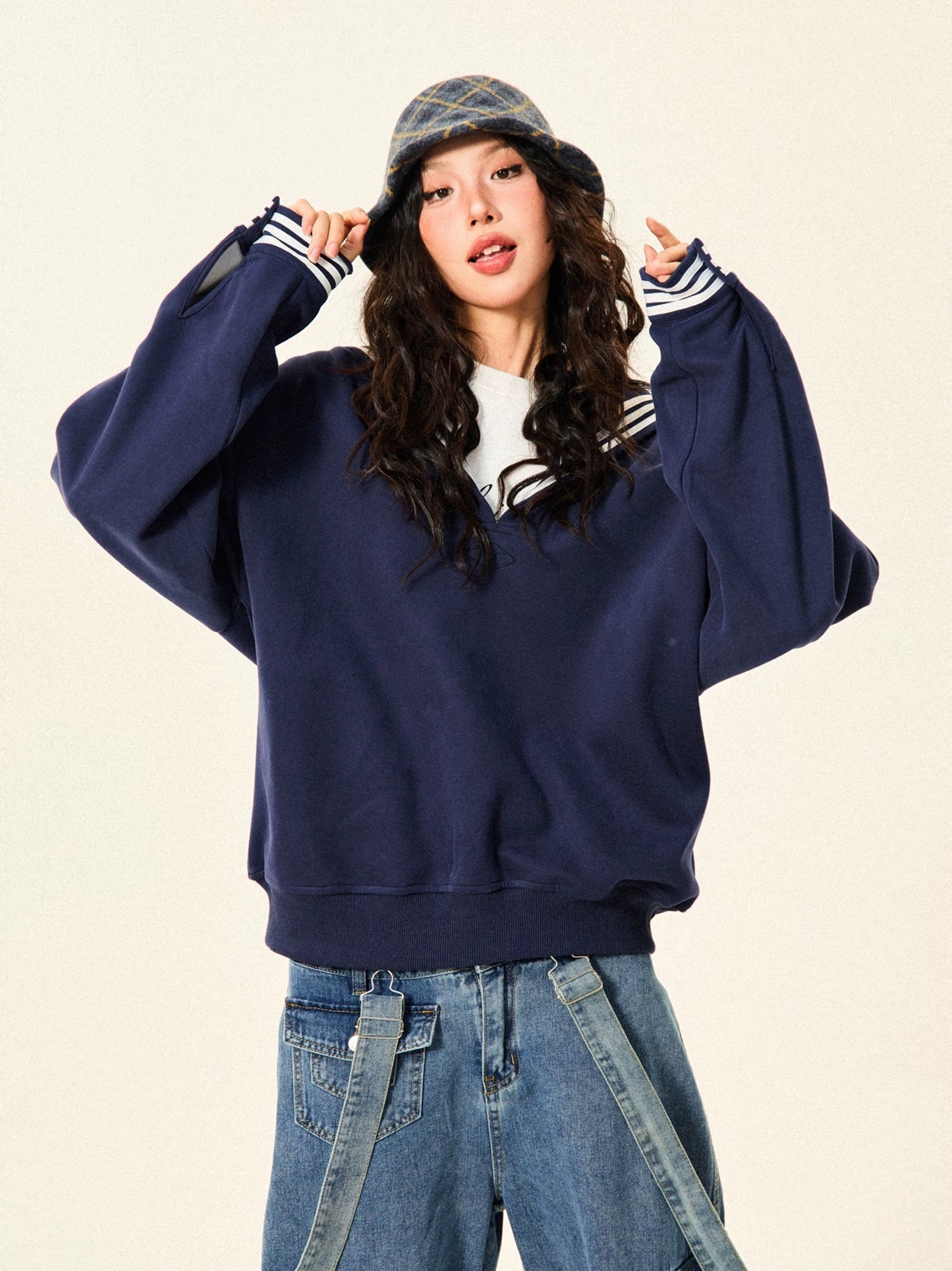 Sailor sweatshirt by YOUNG STAGE